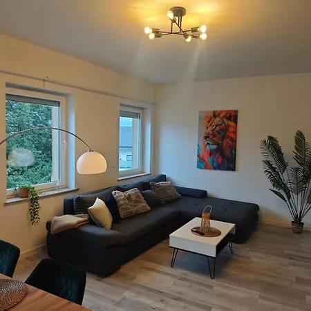 Borussia Park- 6 Personen Zentral Gute Lage Und Anbindung Apartmán